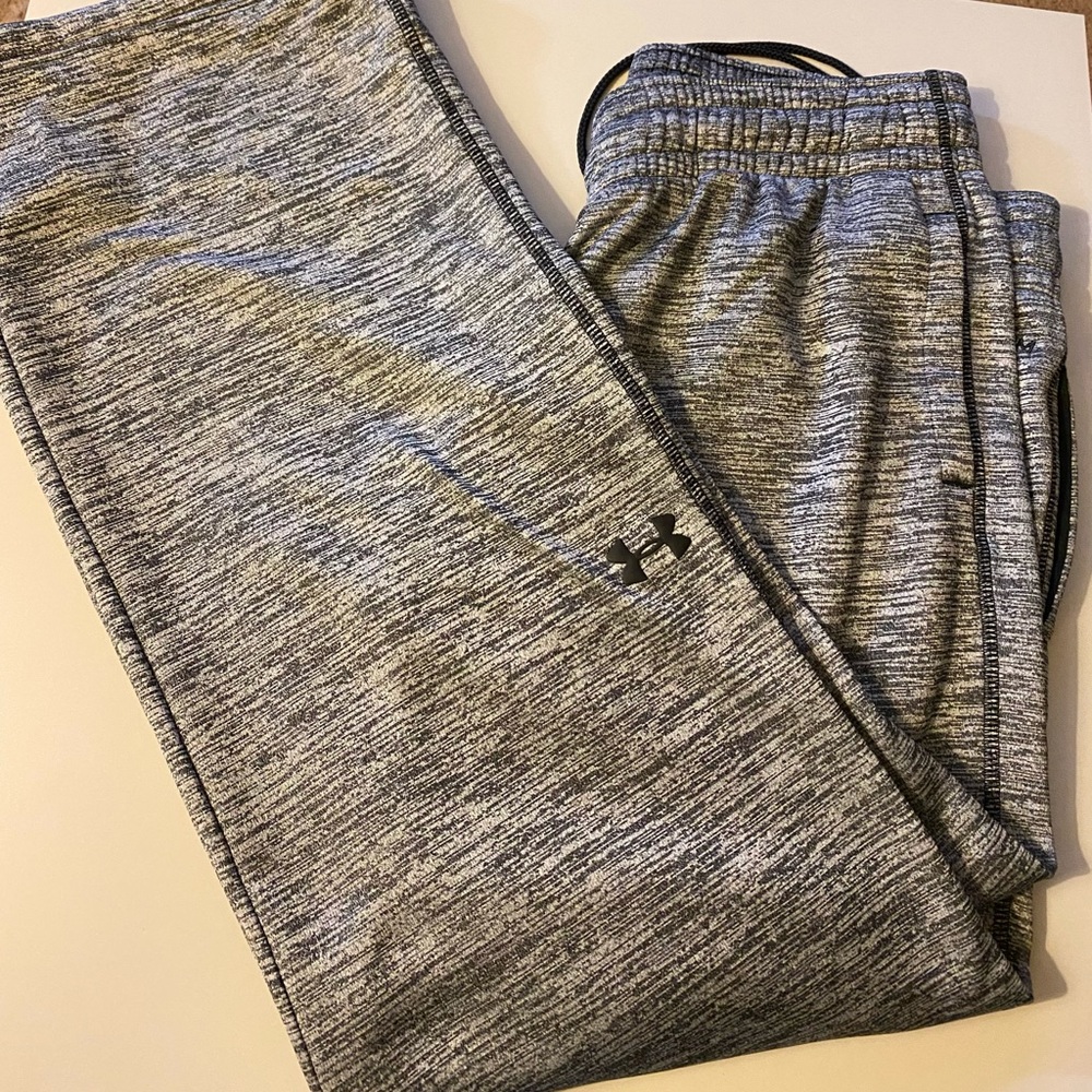 🌸EUC Under Armour sweats Large